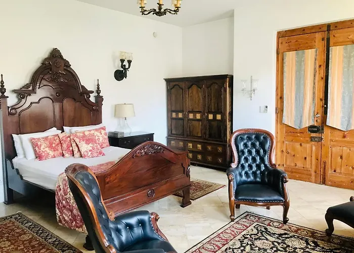 Waterkloof Mansion Boutique Hotel