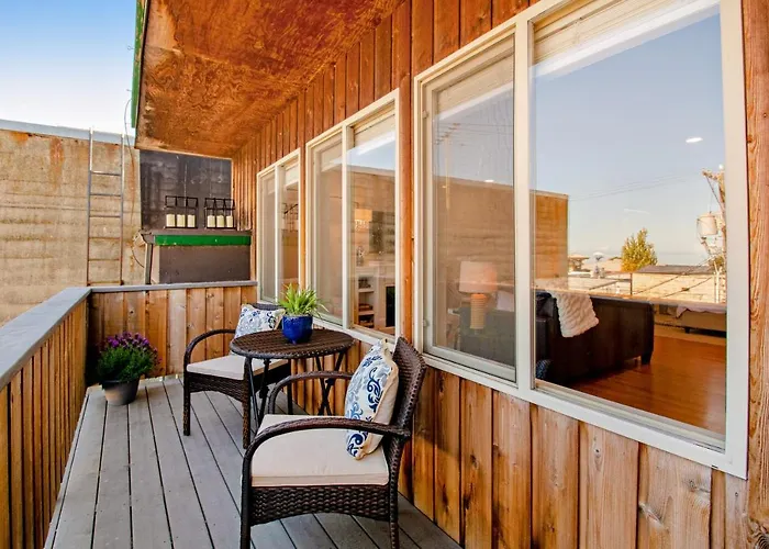 Port Angeles Water View Loft