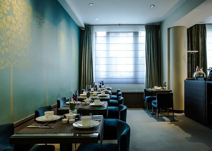 Hotel Parc Saint-Severin - Esprit De France