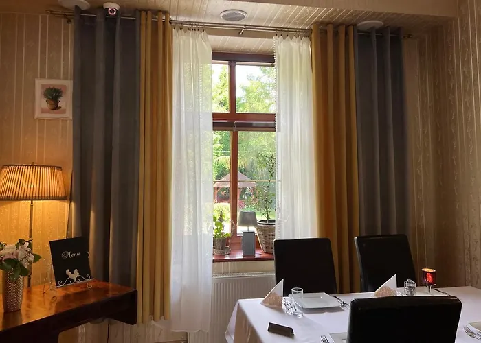 Hotel I Restauracja Castle