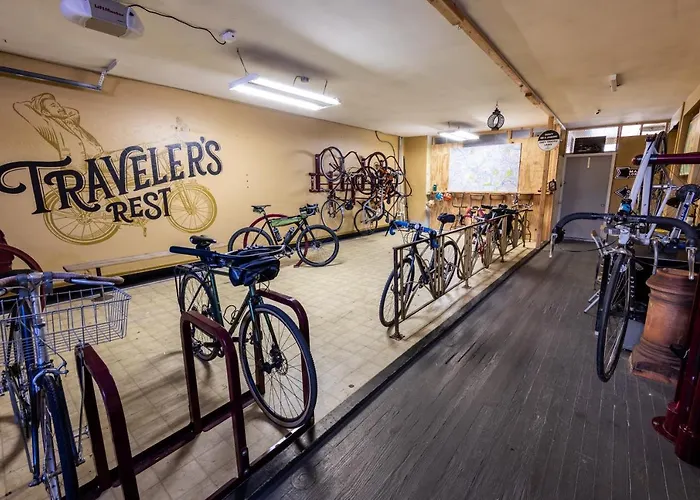 Traveler'S Rest Hotel