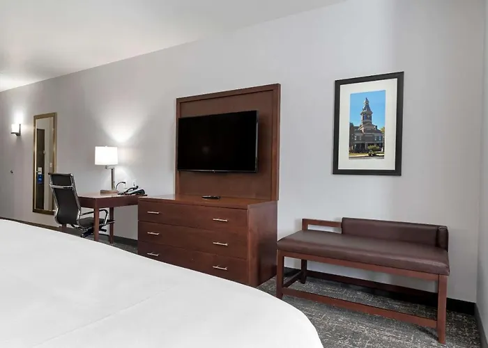 Comfort Suites Paducah Mall Area