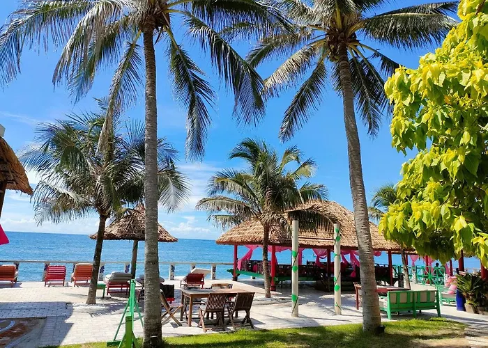Full Moon Beach Resort Mũi Né