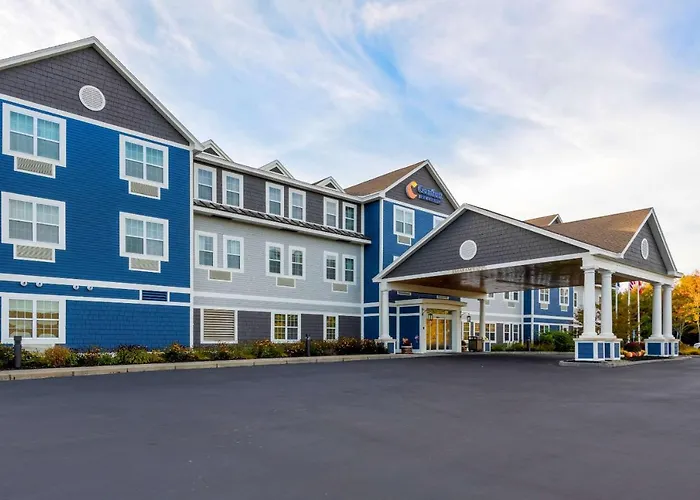 Comfort Inn & Suites Wilton