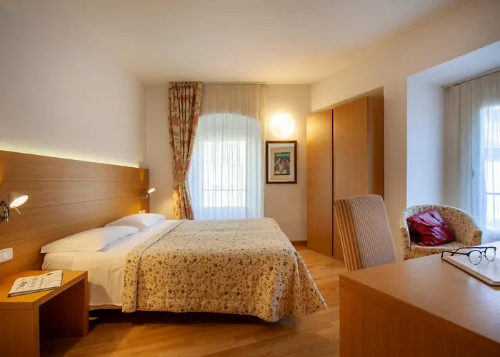 Hotel Romanda