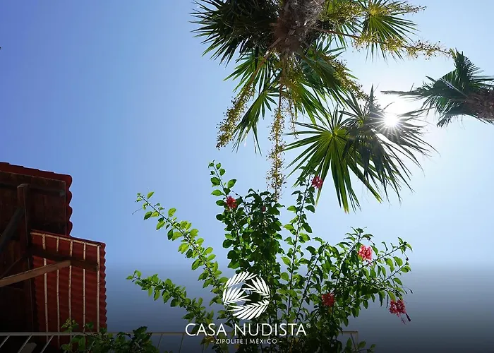 Casa Nudista - LGBT Hotel