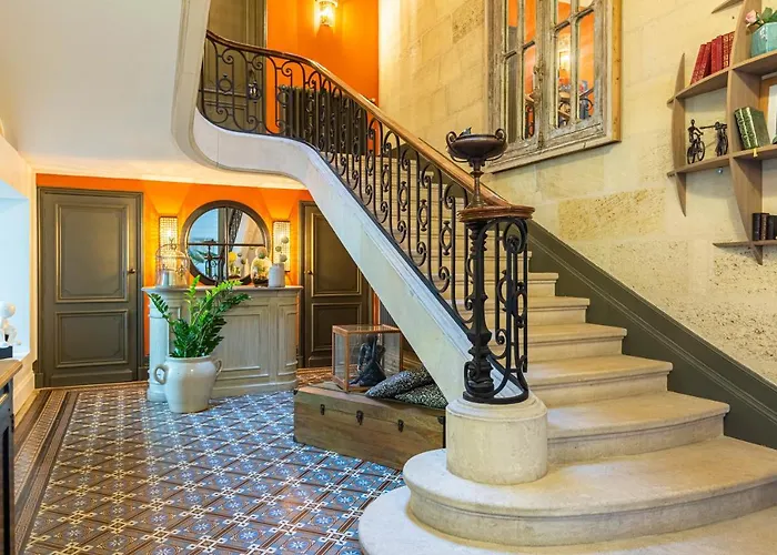 La Maison Mulatô, demeure privée d'hôtes, piscine&spa Libourne, Saint-Emilion