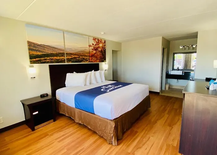Days Inn By Wyndham Maysville Kentucky
