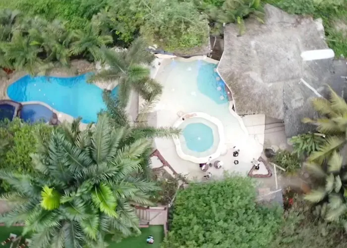 Me Hotel & Villas - Montanita Estates
