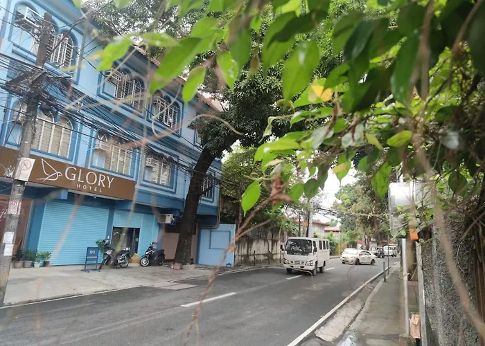 Glory Hotel Cubao