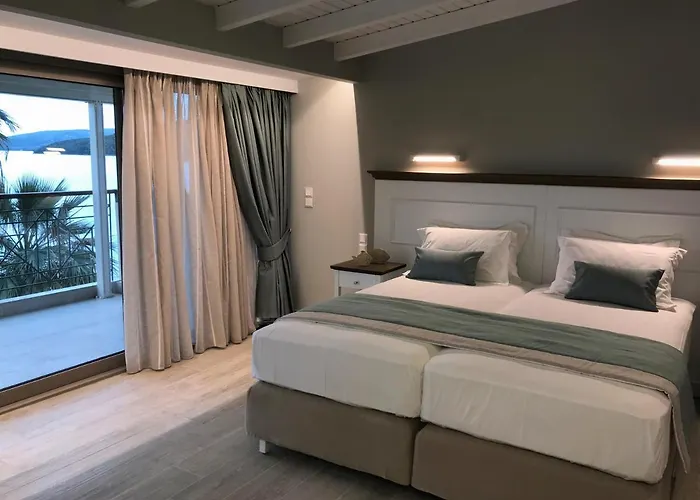 Palm Trees Hotel