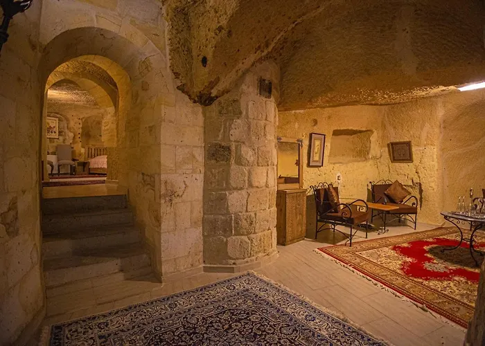 Pietra Cave Suites