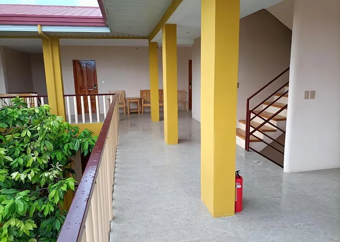 Speed 8 Inn Moalboal
