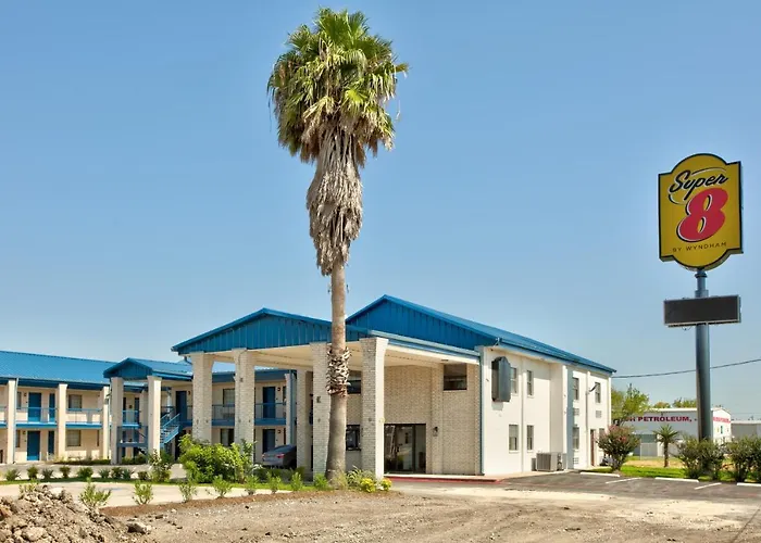 Super 8 By Wyndham Victoria - South - Hwy 59