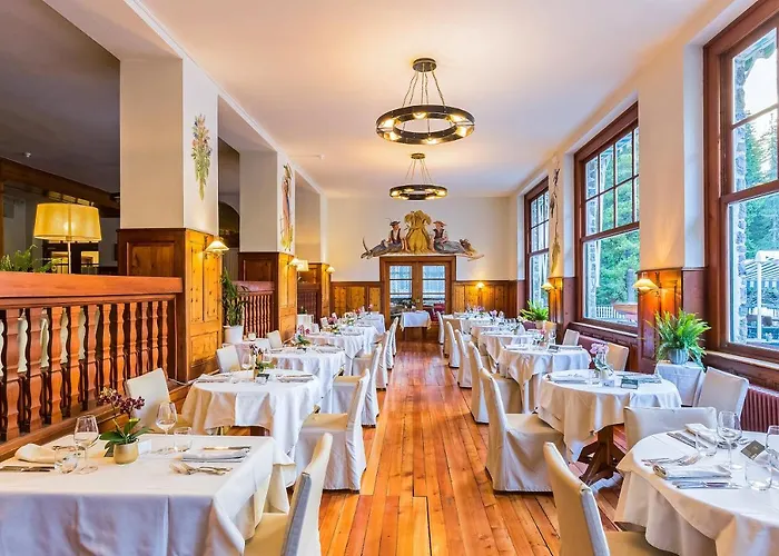 Hotel Lago Di Braies