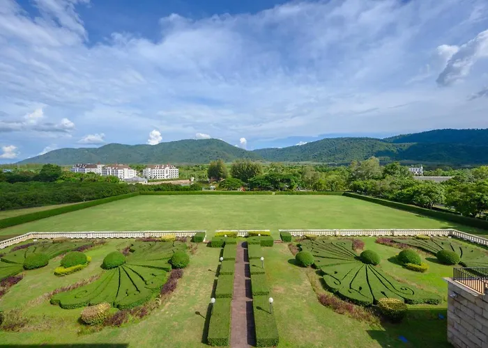 Chateau De Khaoyai Hotel & Resort