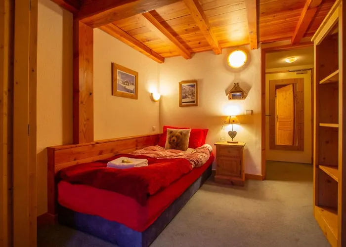 Chalet Coeur des Brévières by Chalet Chardons