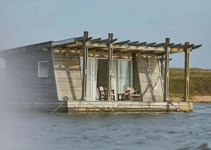 Laguna Garzon Lodge
