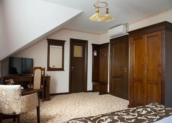 Hotel President