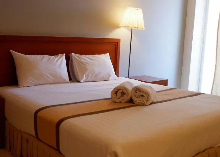 Phromsuk Hotel Ayutthaya