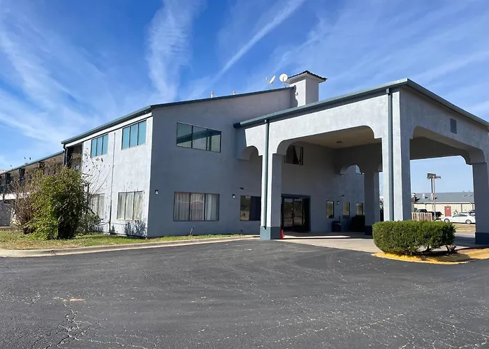 Econo Lodge Inn & Suites Sweetwater I-20