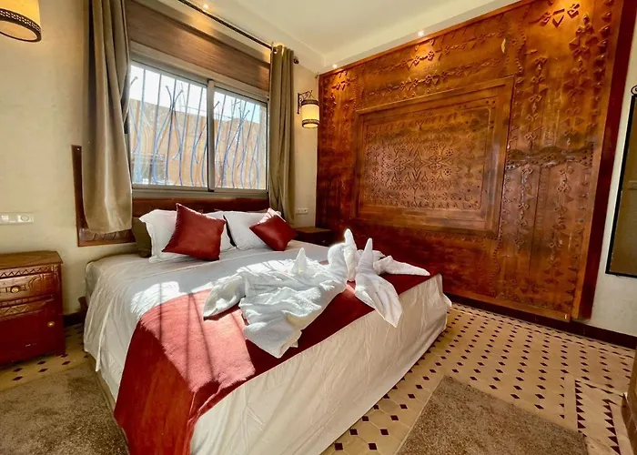 Merzouga Hotel Lexpert " Riad The Family"