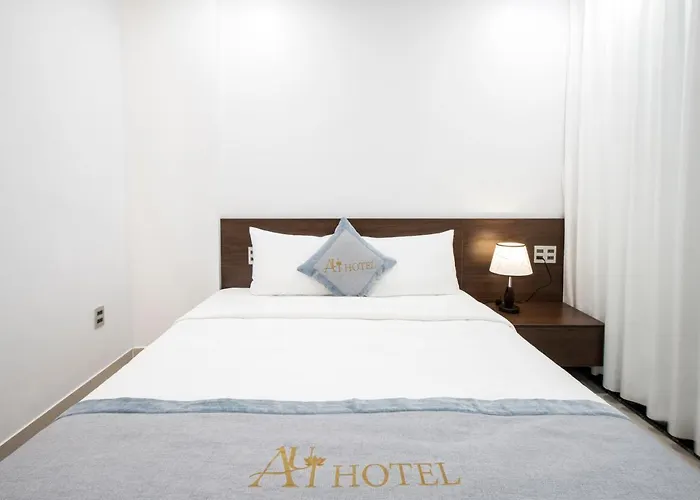 AUI Hotel 38 Máy Tơ