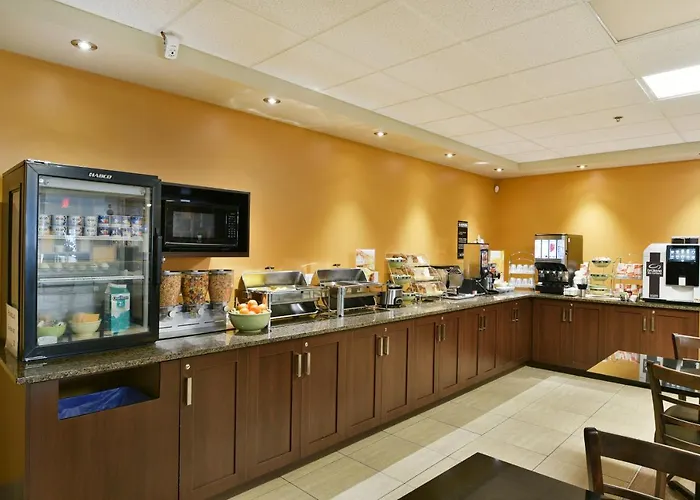 Quality Inn & Suites Victoriaville