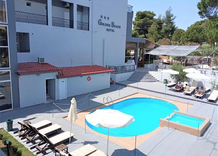 Golden Beach Hotel