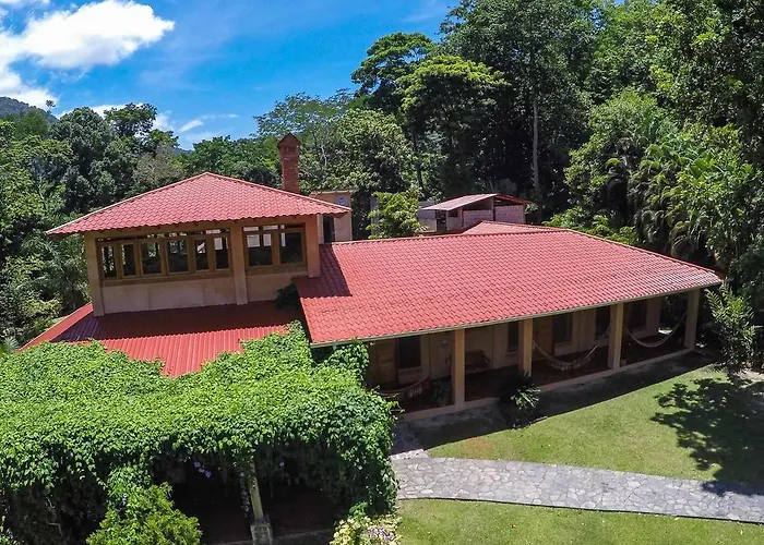 La Villa De Soledad