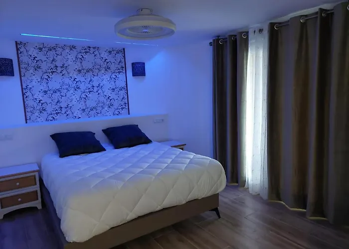 Hostal Garden Rous