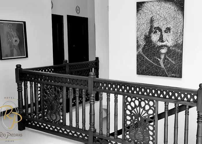 Hotel Rio Piedras