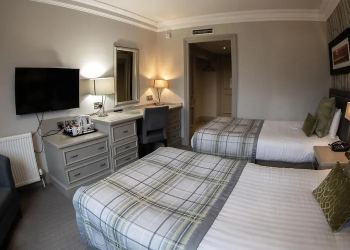 Riverside Lodge Hotel