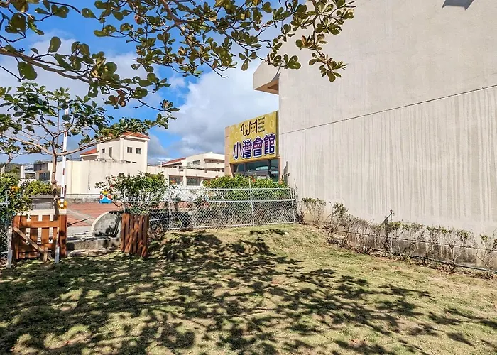 Howard Kenting Wonder House