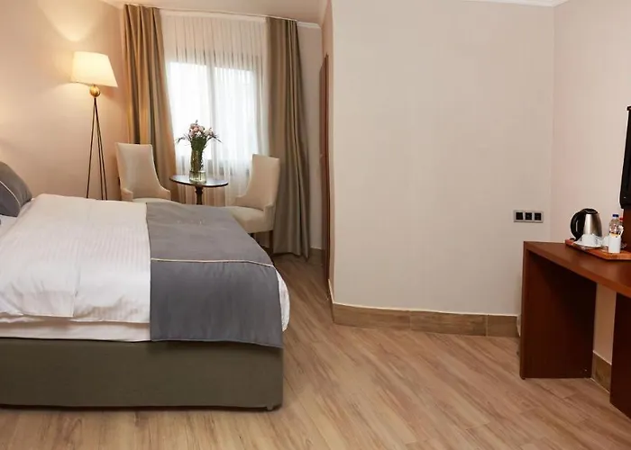 Mira Otel Alsancak