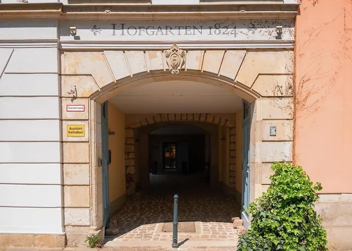 Hofgarten 1824 Hotel Garni
