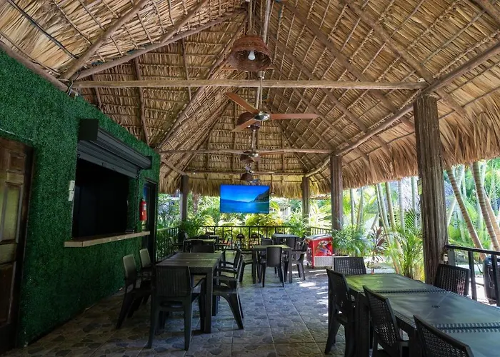 Hotel Martinez