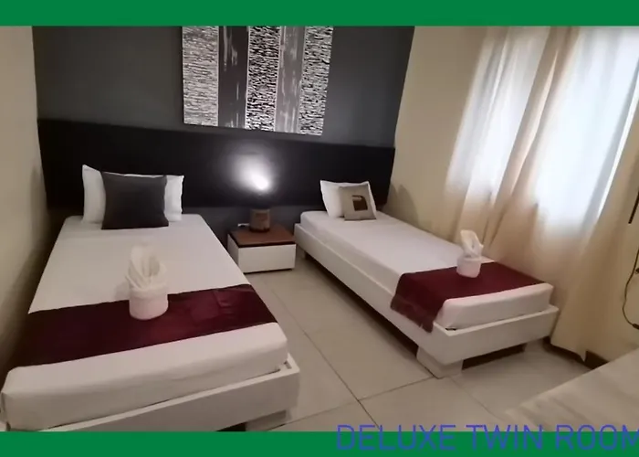 Coron Town Travellers Inn