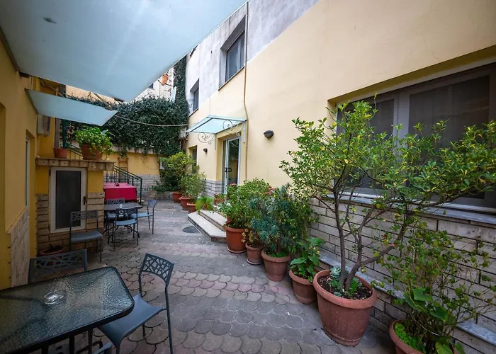 Hotel Pik Loti