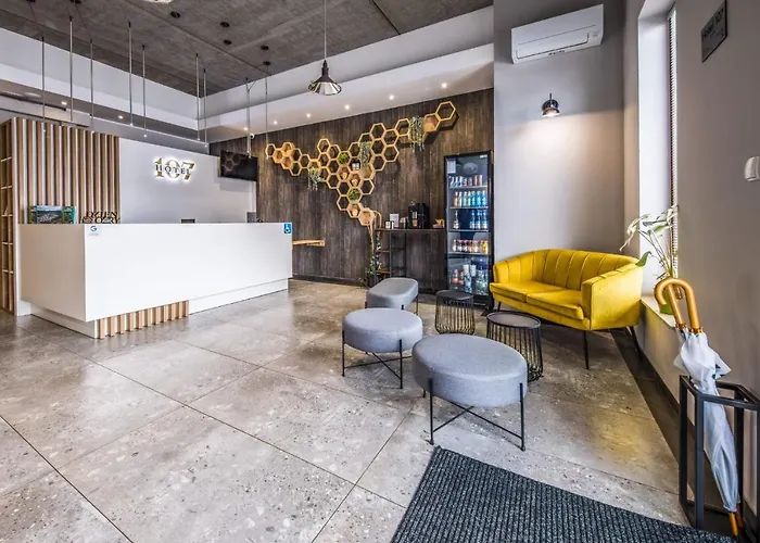 Hotel 107