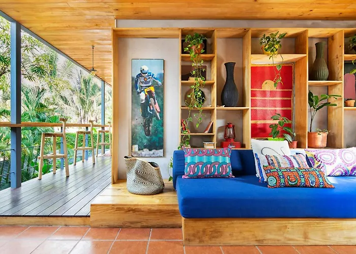 House Of Somos, Santa Teresa