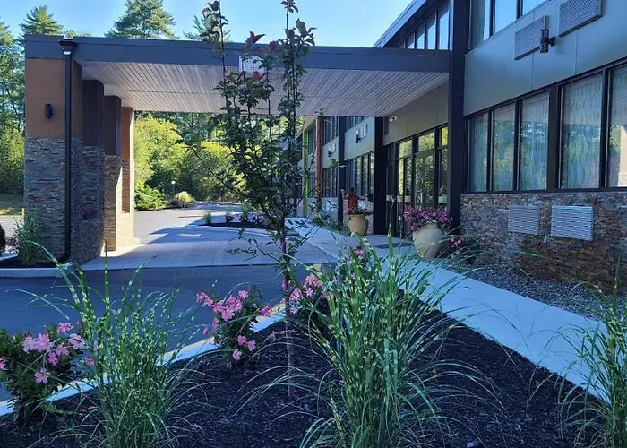 Wingate By Wyndham Lake George