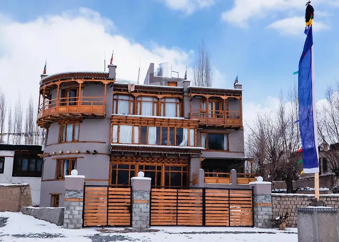 Dakpa House Ladakh