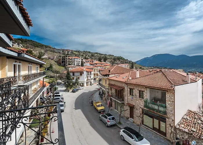 Arahova Inn Hotel