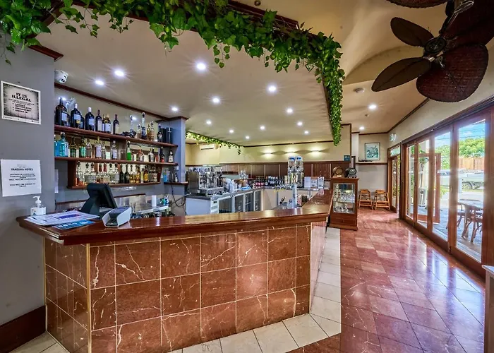 Yandina Hotel