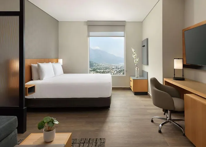 Hyatt Place Monterrey Valle