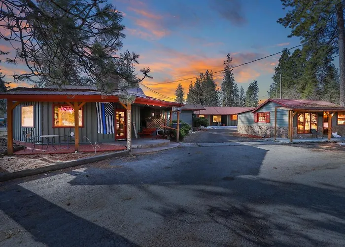 Cedar Village Motel Spokane