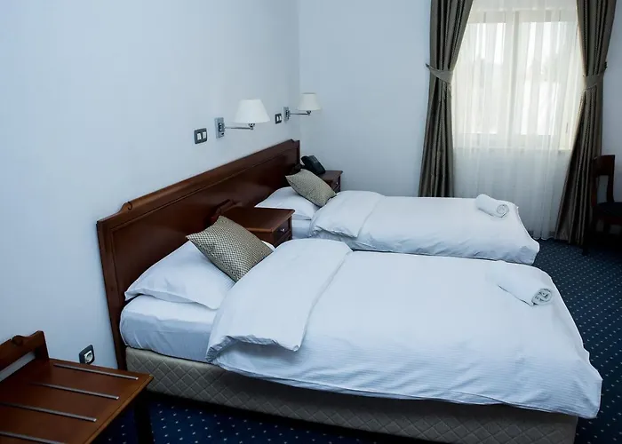 Hotel Hum