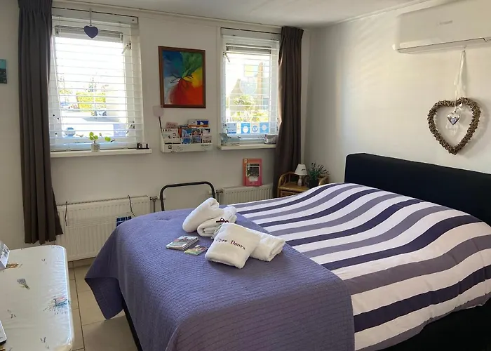 Guest House Open Doors Almere