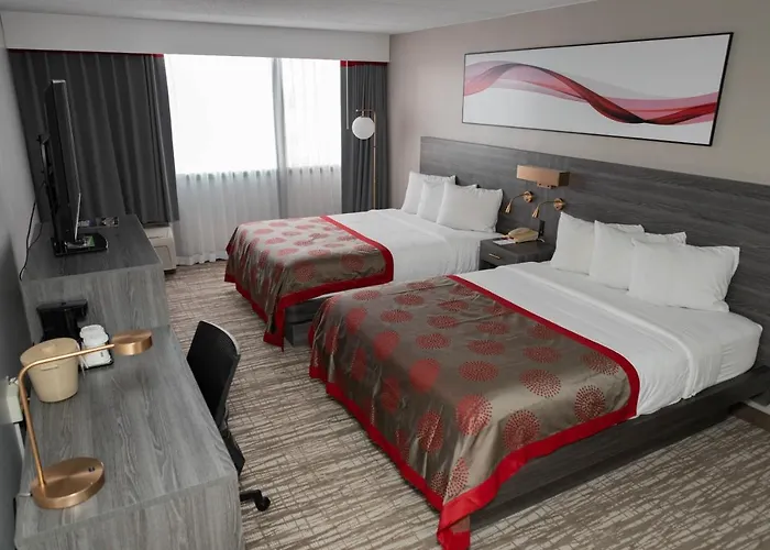 Ramada By Wyndham Cedar Rapids